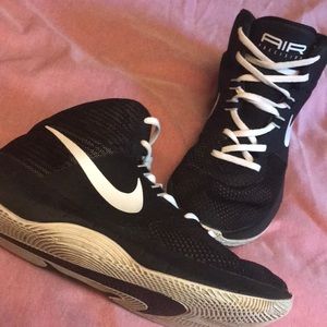 Nike men’s precision size 8